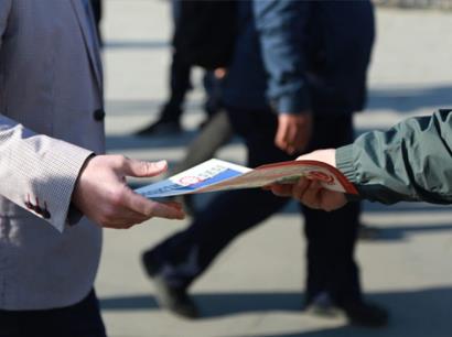 دفتر 60 برگ (نویسنده: علی محمودی)